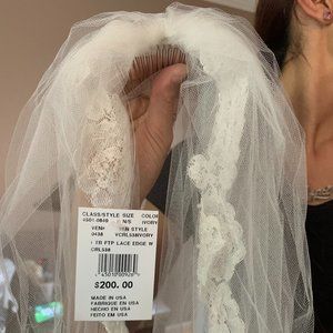 Brand new Ivory Vail.